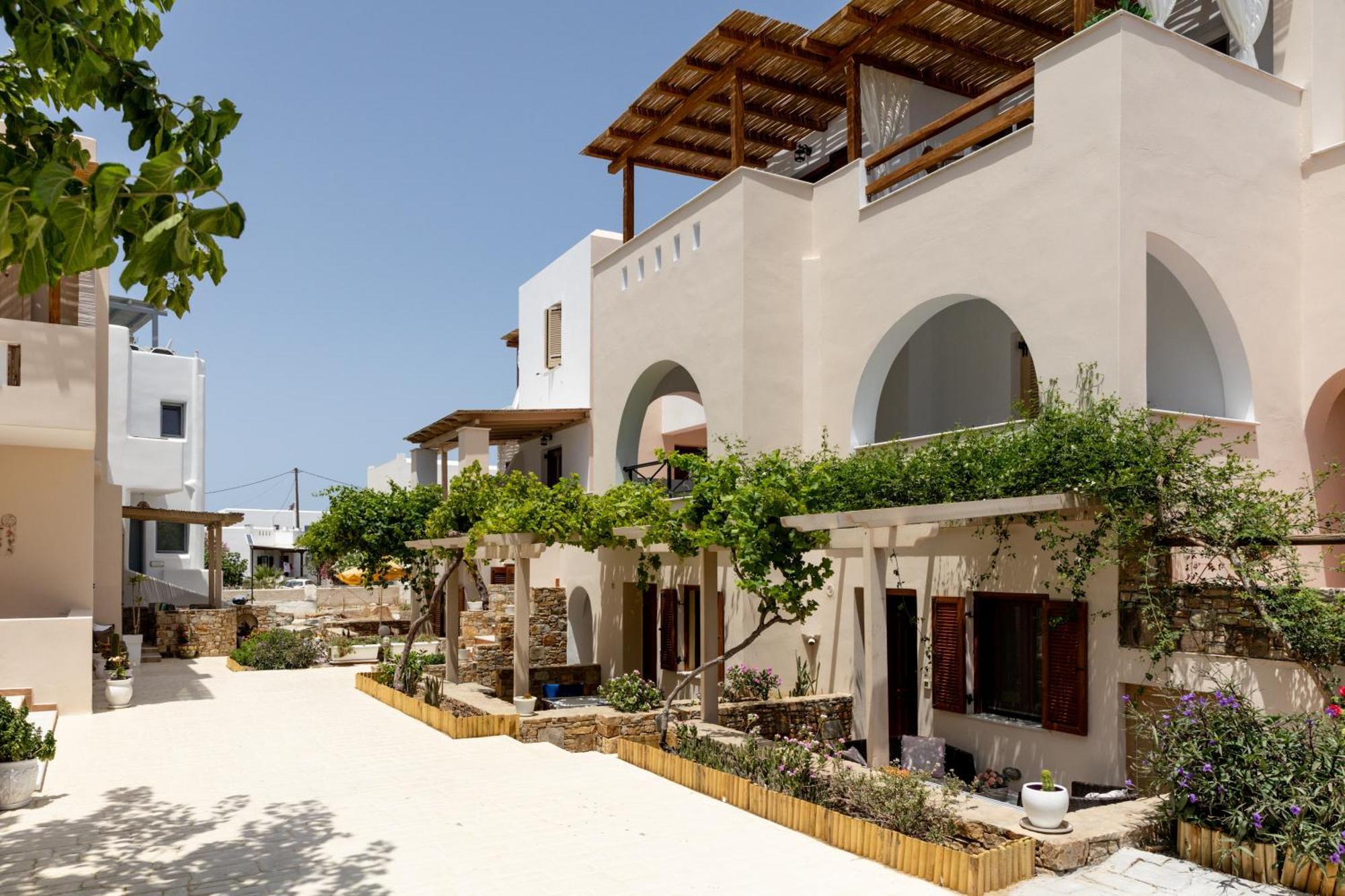 Maria'S Residence Agia Anna  Екстер'єр фото